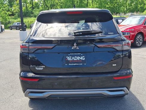 Used 2025 Mitsubishi Outlander SE AWD/4WD image 6
