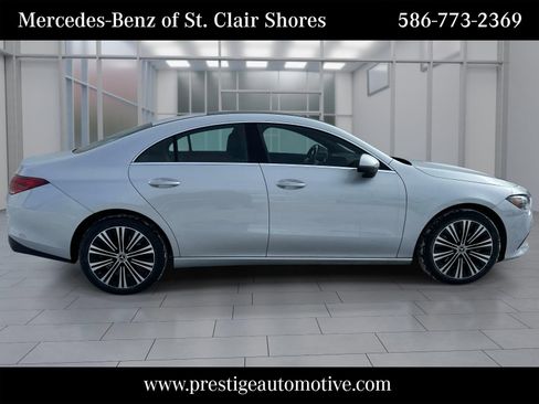 Used 2023 Mercedes-Benz CLA 250 4MATIC image 7