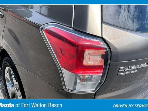 Used 2018 Subaru Forester 2.5i Touring w/ Popular Package #2 AWD/4WD image 20
