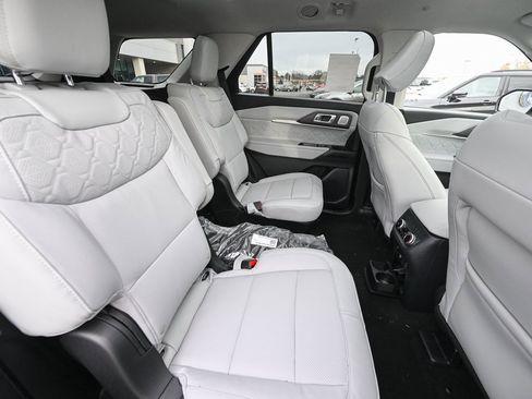 New 2026 Ford Explorer Platinum w/ LUX Leather Package image 26