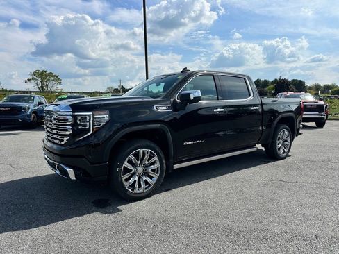 New 2026 GMC Sierra 1500 Denali w/ Denali Reserve Package AWD/4WD image 2