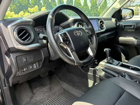 Used 2023 Toyota Tacoma 4x4 Double Cab w/ Trail Edition image 23