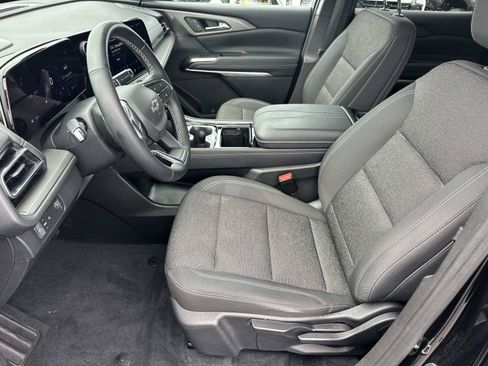 Used 2024 Chevrolet Traverse LS w/ Midnight/Sport Edition FWD image 19