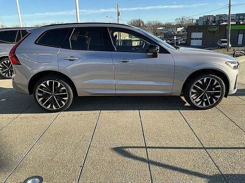 New 2026 Volvo XC60 B5 Ultra w/ Climate Package AWD/4WD image 7