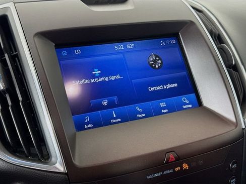Used 2020 Ford Edge Titanium AWD/4WD image 15