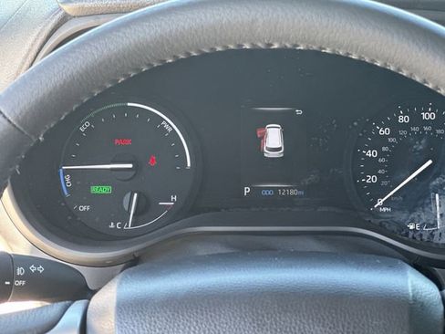 Certified 2024 Toyota Sienna XLE w/ XLE Plus Package FWD image 16