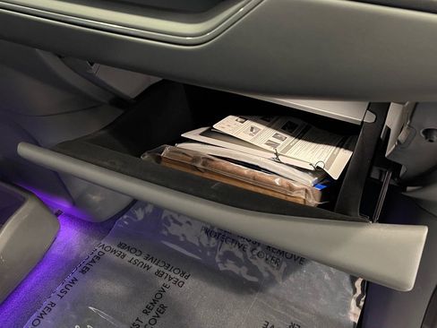 Used 2024 Kia EV9 GT-Line image 43