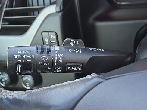 Used 2020 GMC Yukon XL SLT image 21