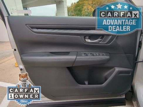 Used 2023 Honda CR-V LX image 12