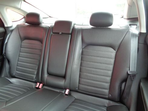 Used 2013 Ford Fusion SE FWD image 9