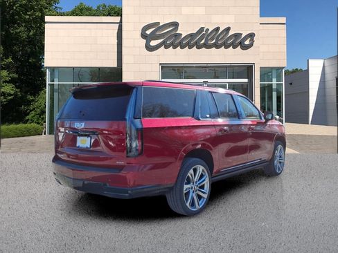New 2026 Cadillac Escalade ESV Sport w/ Touring Package image 5