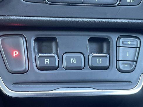 Used 2019 GMC Terrain SLE FWD image 26
