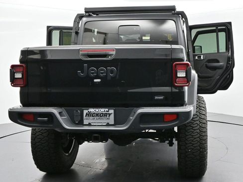 Used 2021 Jeep Gladiator Sport AWD/4WD image 39
