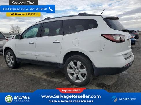 Used 2017 Chevrolet Traverse LT w/ Style and Technology Package FWD image 3