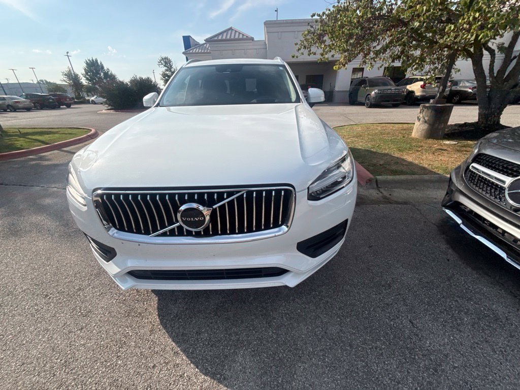 Used 2022 Volvo XC90 T6 Momentum w/ Advanced Package AWD/4WD image 13