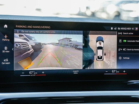 Used 2022 BMW i4 eDrive40 image 24