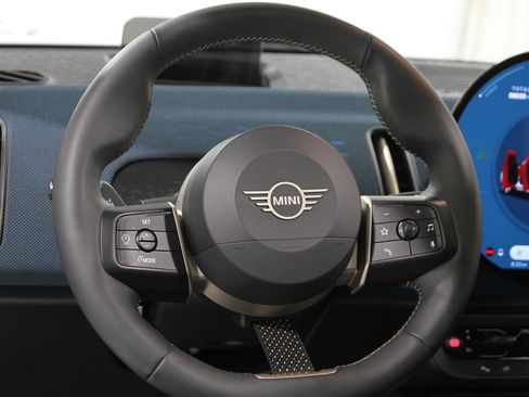 Certified 2025 MINI Cooper Countryman S image 7