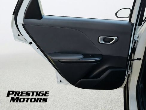 Used 2025 Kia K4 FWD image 30