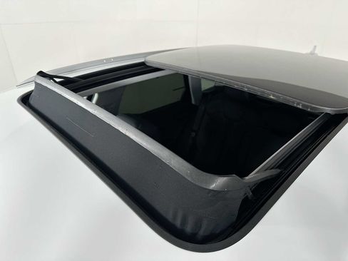 New 2025 Audi Q5 e Premium Plus image 20