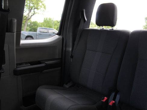 Used 2018 Ford F150 XL w/ Equipment Group 101A Mid AWD/4WD image 12