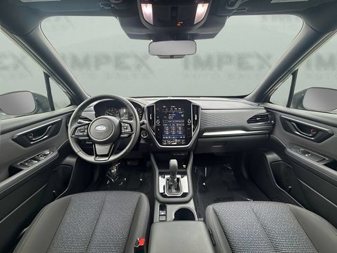Used 2025 Subaru Forester Premium AWD/4WD image 8