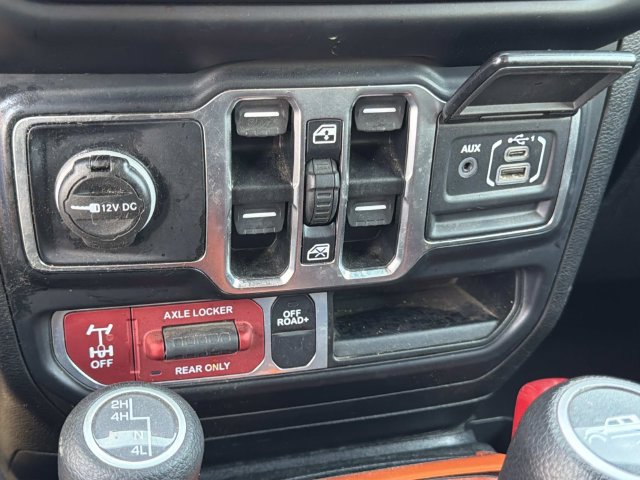 Used 2022 Jeep Gladiator Mojave w/ Safety Group AWD/4WD image 26