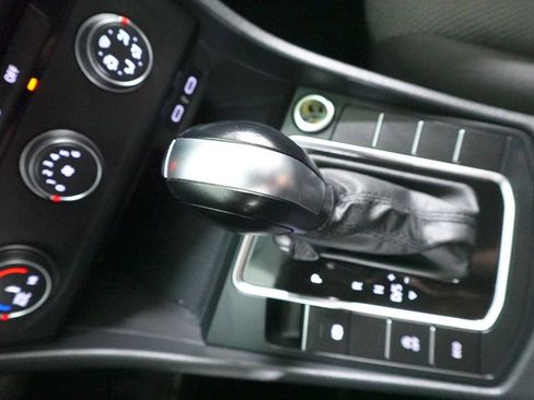 Used 2021 Volkswagen Jetta S w/ Driver Assistance Package image 20