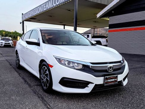 Used 2018 Honda Civic LX image 7