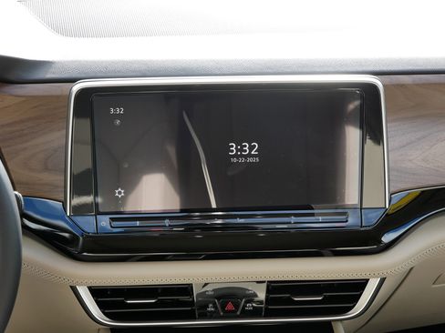 New 2026 Volkswagen Atlas SE image 10