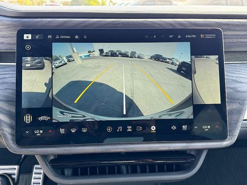 Used 2022 Rivian R1T Launch Edition image 27