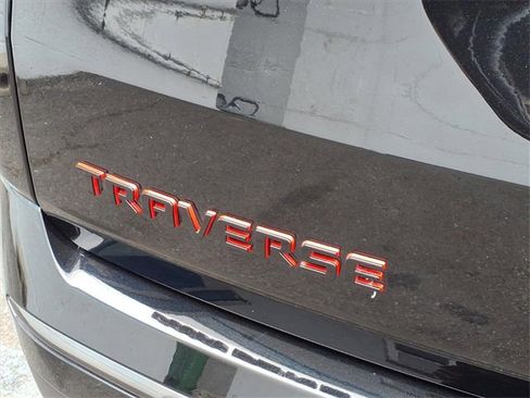 Used 2023 Chevrolet Traverse Premier w/ Redline Edition image 18