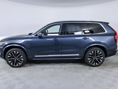 New 2026 Volvo XC90 T8 Ultra w/ Protection Package Premier AWD/4WD image 2