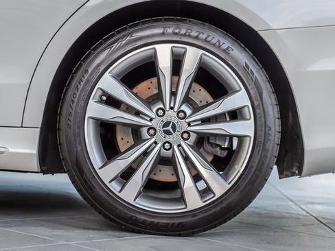 Used 2015 Mercedes-Benz S 550 Sedan image 14