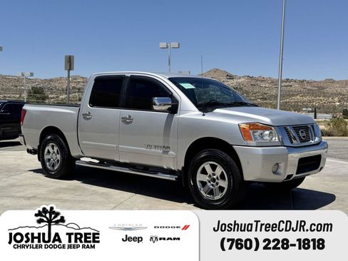 Used 2011 Nissan Titan SV RWD image 1