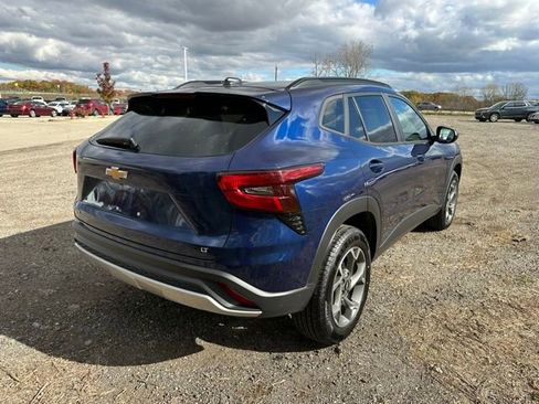 Certified 2024 Chevrolet Trax LT image 7