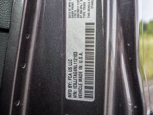 Used 2022 Jeep Gladiator Sport AWD/4WD image 41
