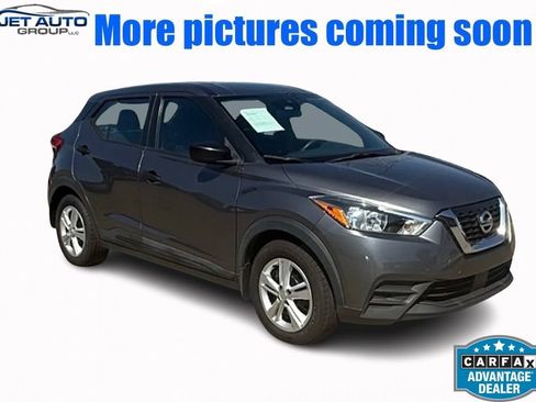 Used 2020 Nissan Kicks S FWD image 1