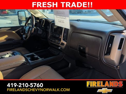 Used 2017 GMC Sierra 3500 Denali w/ Duramax Plus Package image 5