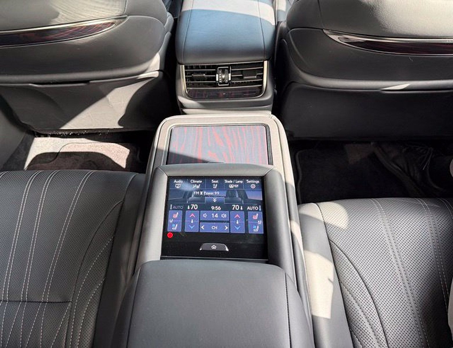 Used 2018 Lexus LS 500 AWD w/ Luxury Package image 14