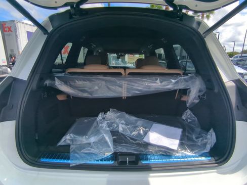 Certified 2026 Mercedes-Benz GLS 450 4MATIC image 26
