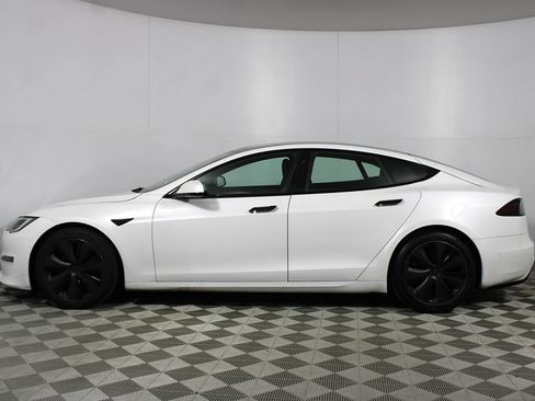 Used 2022 Tesla Model S AWD/4WD image 35