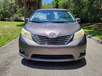 Used 2012 Toyota Sienna LE video 2