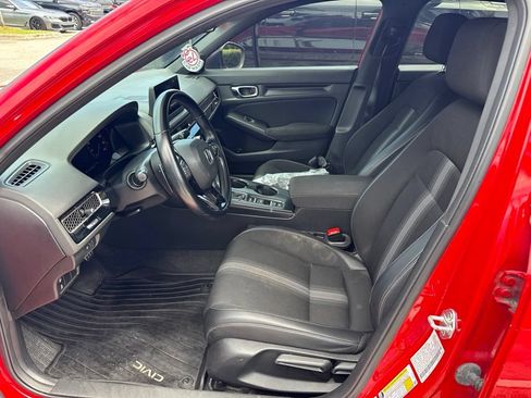 Used 2022 Honda Civic Sport image 4