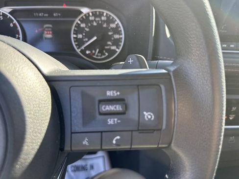 Used 2023 Nissan Rogue S image 20