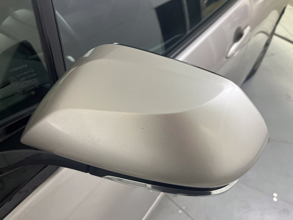 Used 2019 Toyota Prius Prime Plus FWD image 37