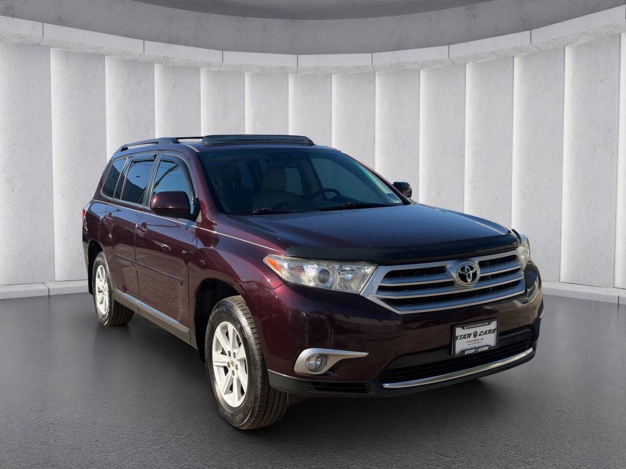Used 2012 Toyota Highlander SE w/ Tow Pkg AWD/4WD image 7