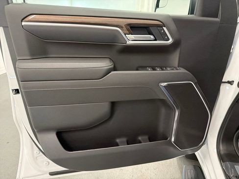 New 2026 Chevrolet Silverado 1500 RST AWD/4WD image 11