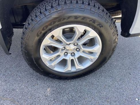 Certified 2023 Chevrolet Silverado 1500 LTZ AWD/4WD image 9