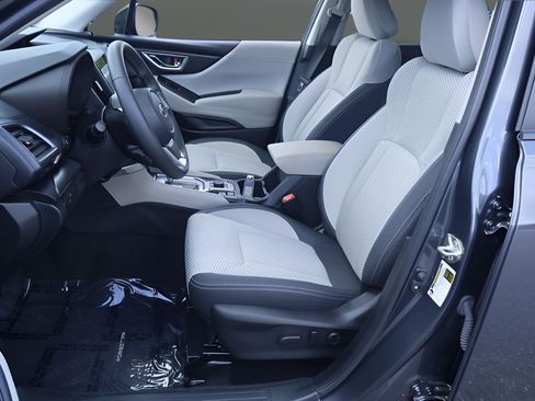 Certified 2023 Subaru Forester Premium AWD/4WD image 12