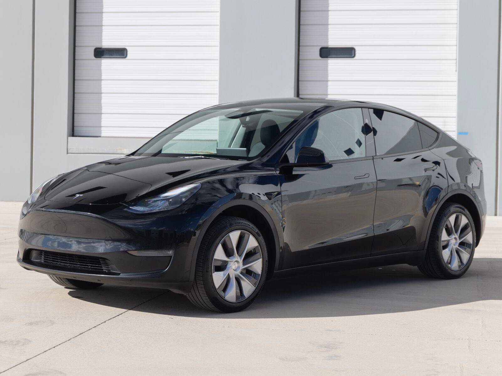 Used 2023 Tesla Model Y Long Range AWD/4WD image 7